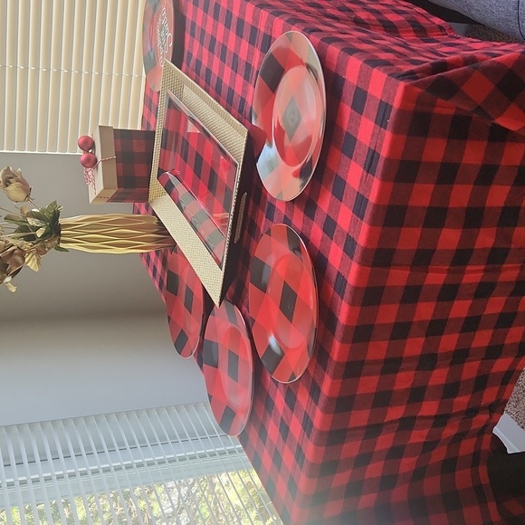Buffalo Check Christmas Decor (8 items) - Picture 1 of 15